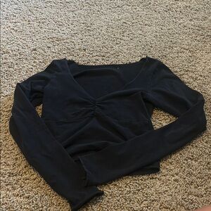 BRANDY MELVILLE LONG SLEEVE